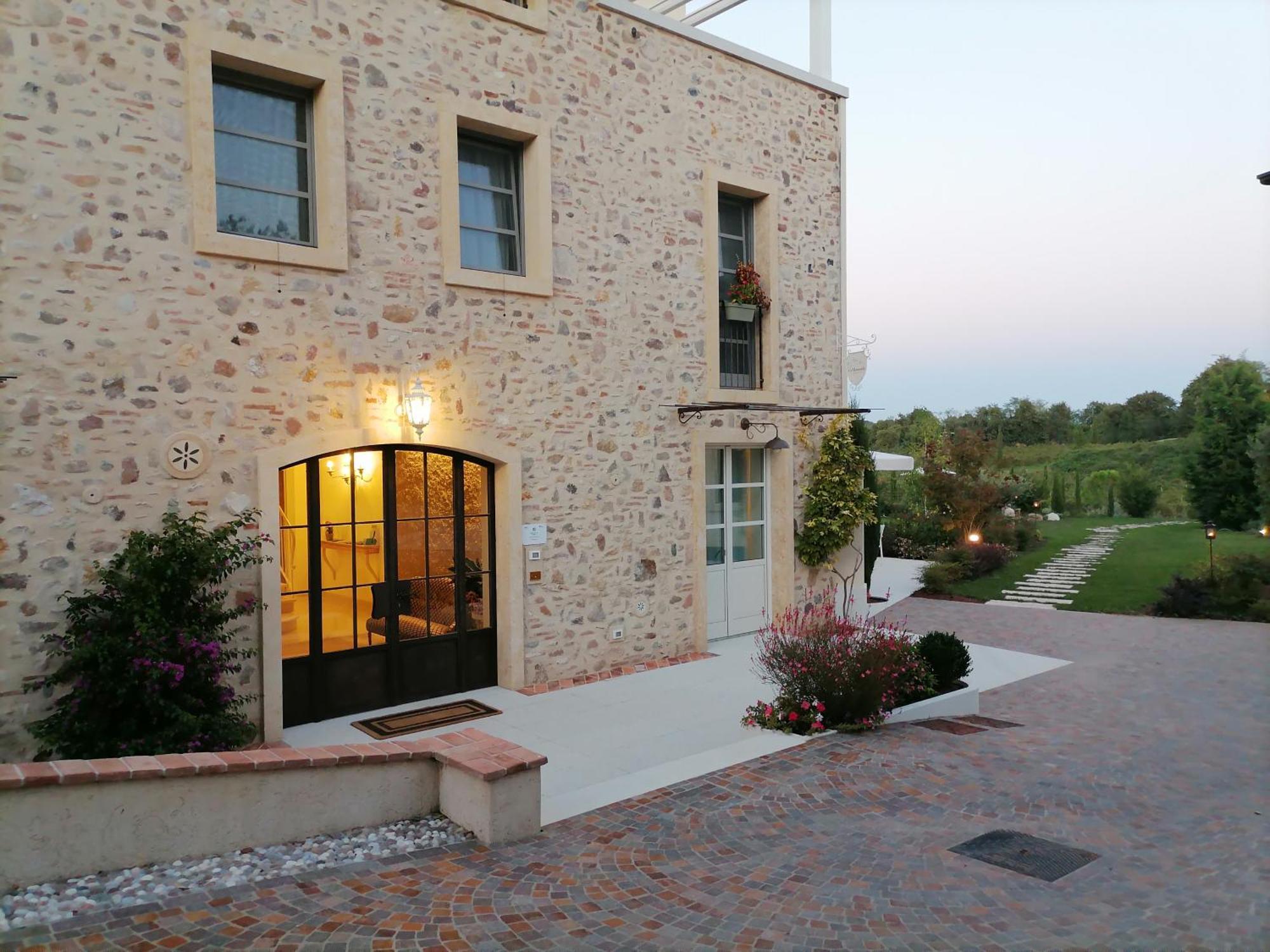 Relais Ca' Morenica ヴァレッジョ・スル・ミンチョ エクステリア 写真