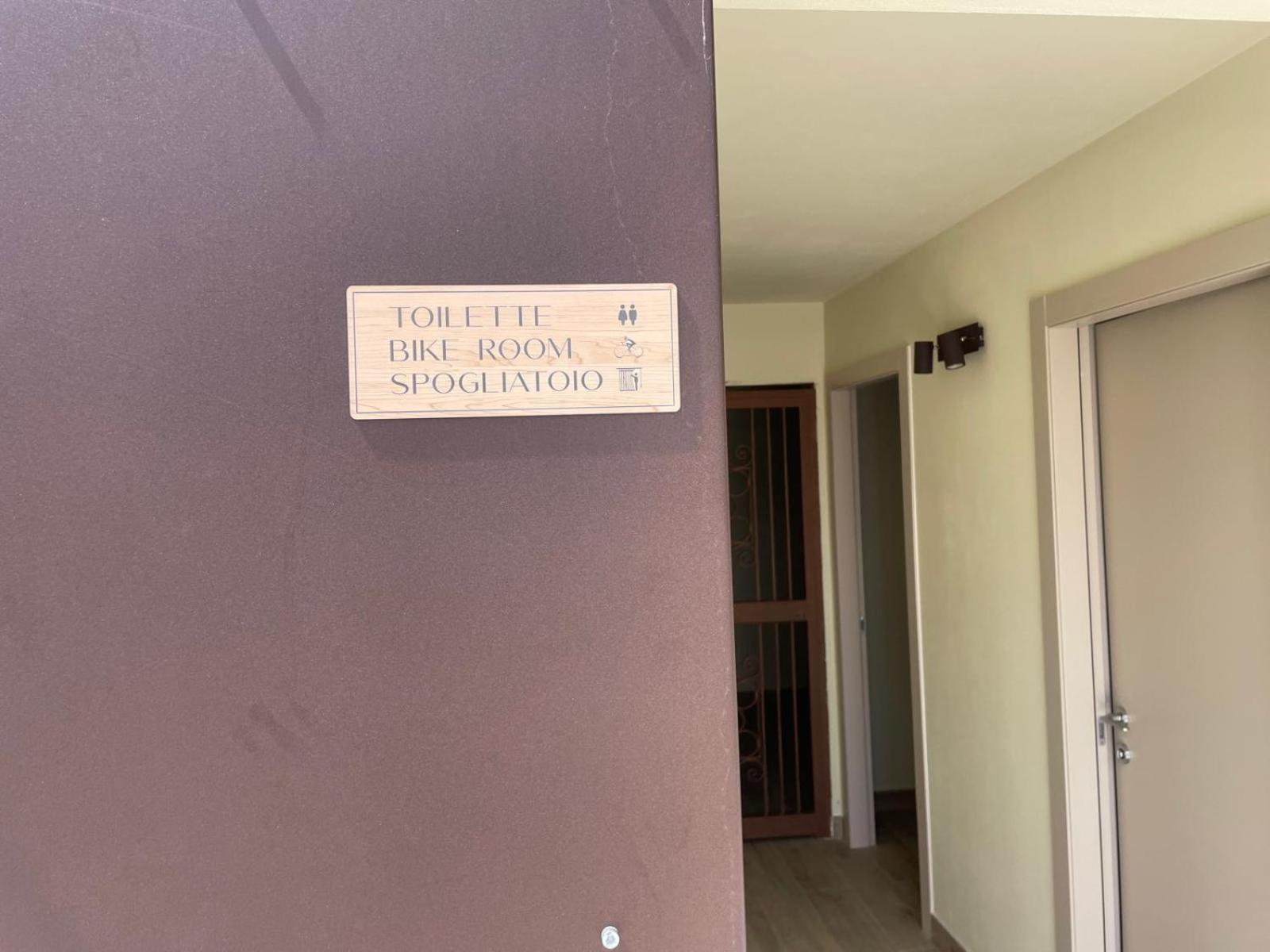 Relais Ca' Morenica ヴァレッジョ・スル・ミンチョ エクステリア 写真